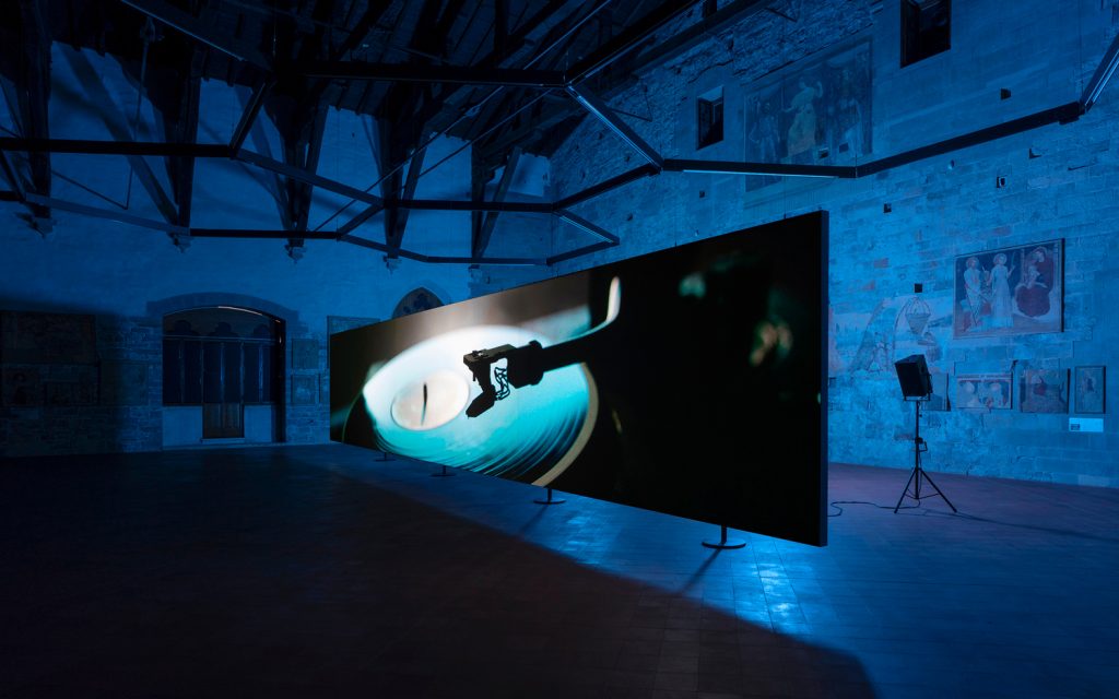 Agenzia di Comunicazione Publifarm | Pure Creative Agency Publifarm è tra i sostenitori della nuova mostra GAMeC di Anri Sala a Palazzo della Ragione 1