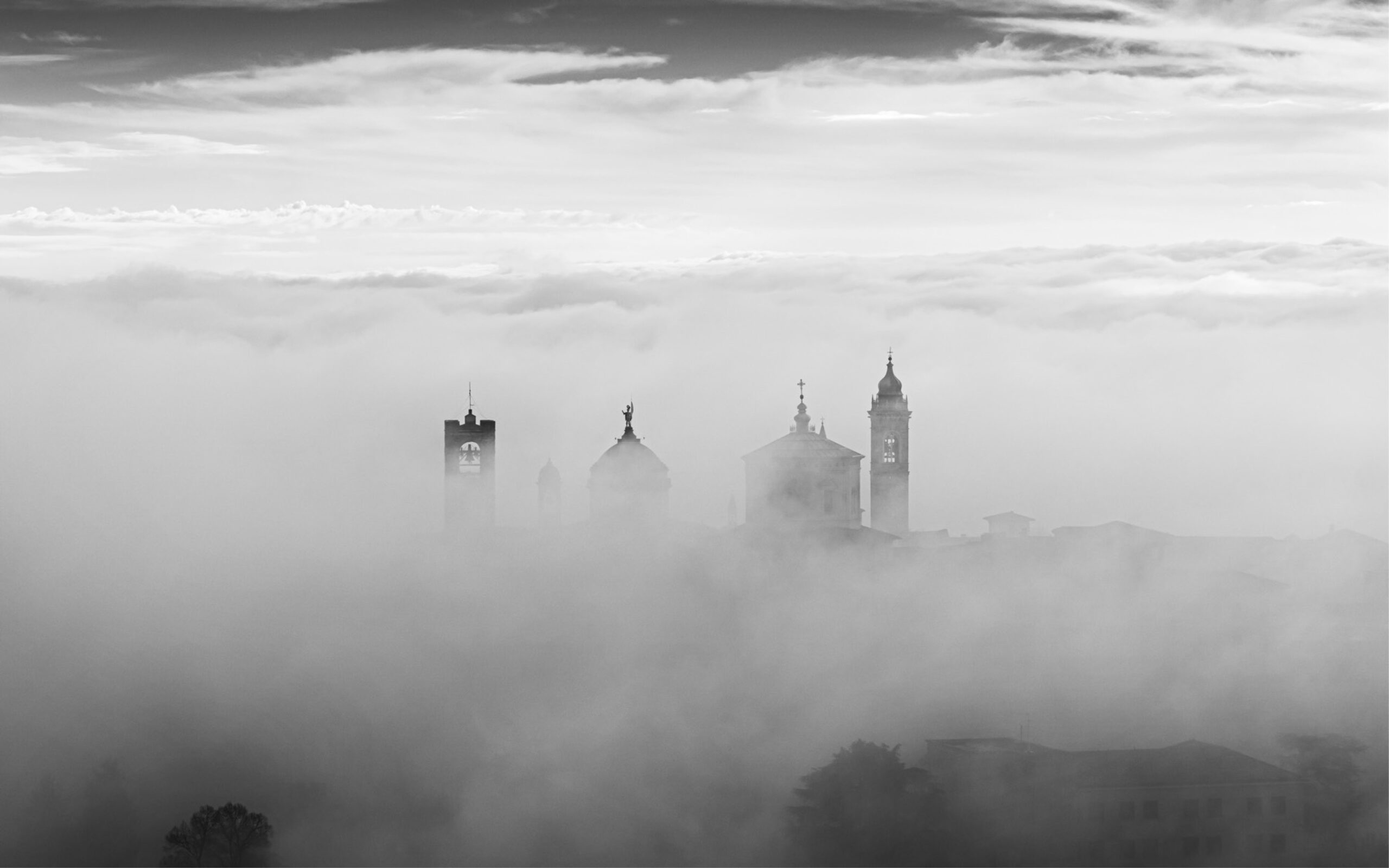 Siamo sponsor della mostra fotografica “Città Immaginaria” di Kir Simakov 