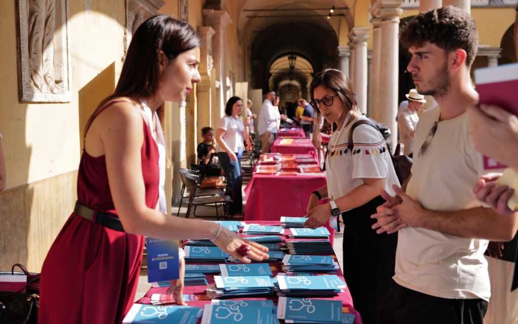 Agenzia di Comunicazione Publifarm | Pure Creative Agency Per il primo Master Day dell’Università di Pavia siamo andati dritti al punto 1