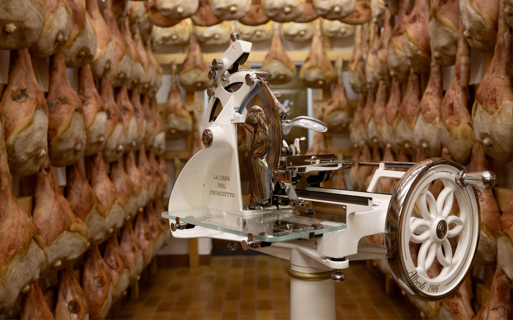 Agenzia di Comunicazione Publifarm | Pure Creative Agency La Casa del Prosciutto Alberti 1906 ha un nuovo sito web 1